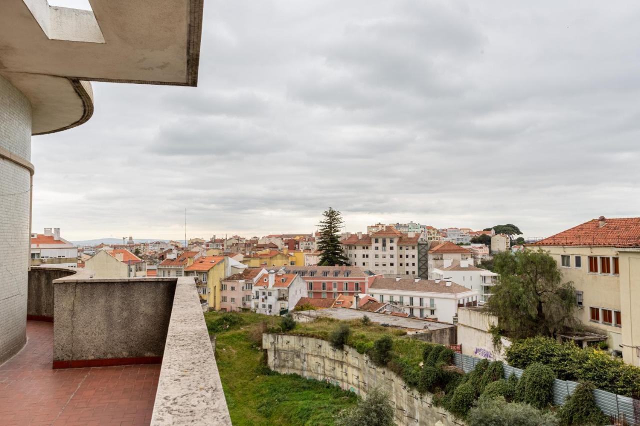 Apartment Joivy Vintage Flat With Terrace Lissabon