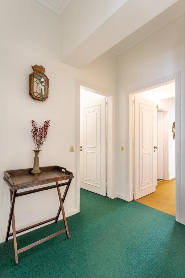 Joivy Vintage Flat With Terrace Apartment